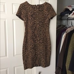 Calvin Klein printed dress size 4